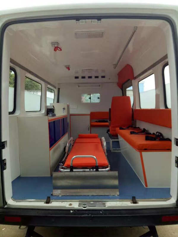 東風御風長軸轉運型救護車和監(jiān)護型救護車 東風御風長軸轉運型救護車和監(jiān)護型救護車